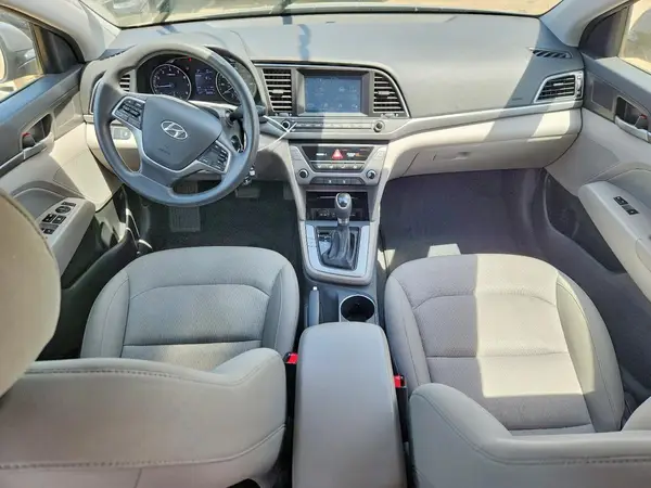 KMHD84LF5HU228321 2017 HYUNDAI ELANTRA - Image 8