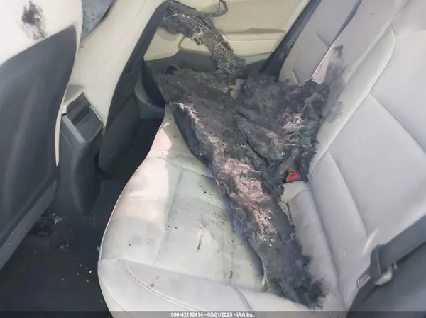 KMHD84LF5HU237195 2017 HYUNDAI ELANTRA - Image 8