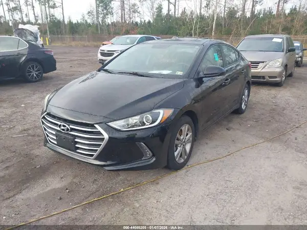 KMHD84LF5HU237262 2017 HYUNDAI ELANTRA - Image 2