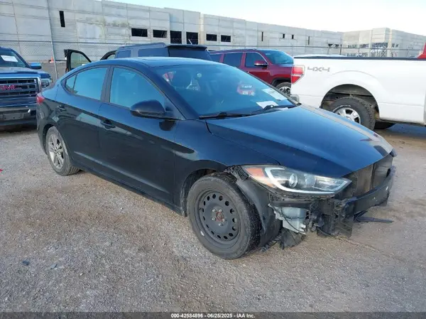 KMHD84LF5HU238928 2017 HYUNDAI ELANTRA - Image 1