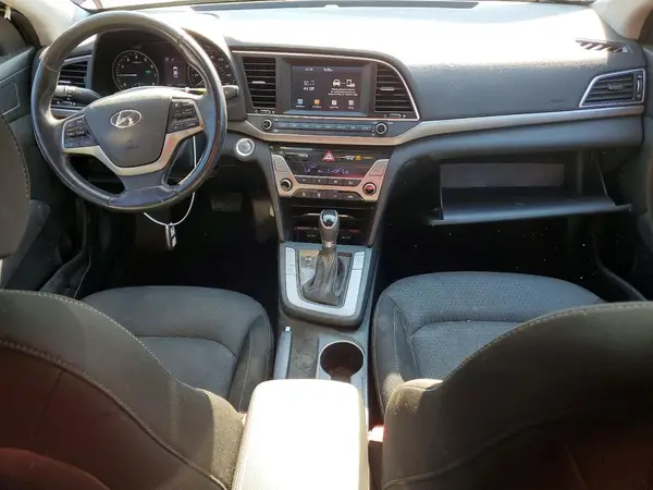 KMHD84LF5HU244762 2017 HYUNDAI ELANTRA - Image 8