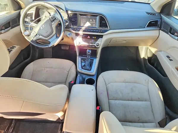 KMHD84LF5HU245636 2017 HYUNDAI ELANTRA - Image 8