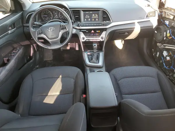 KMHD84LF5HU247063 2017 HYUNDAI ELANTRA - Image 8