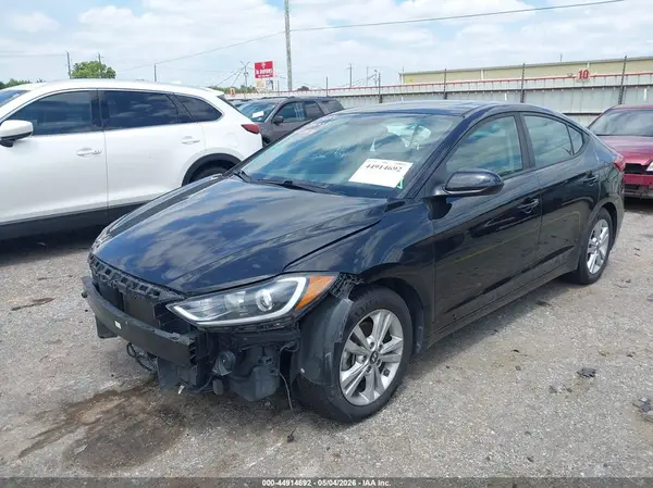 KMHD84LF5HU249945 2017 HYUNDAI ELANTRA - Image 2
