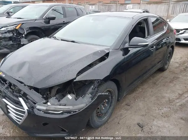 KMHD84LF5HU267491 2017 HYUNDAI ELANTRA - Image 2