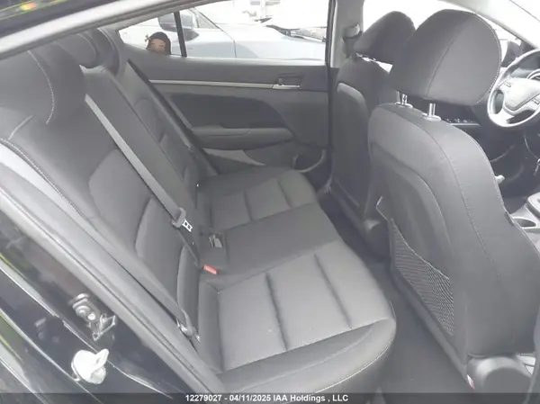 KMHD84LF5HU267491 2017 HYUNDAI ELANTRA - Image 8