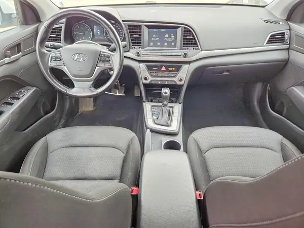 KMHD84LF5HU268155 2017 HYUNDAI ELANTRA - Image 8