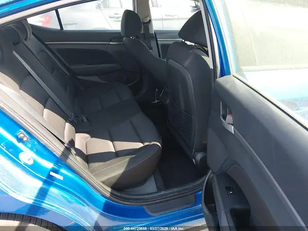 KMHD84LF5HU274604 2017 HYUNDAI ELANTRA - Image 8