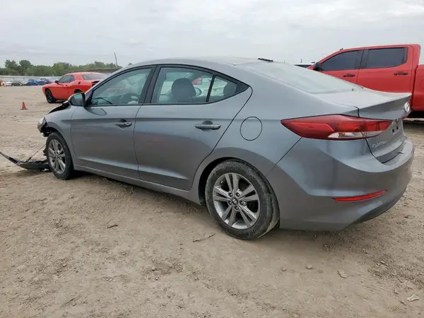 KMHD84LF5HU275672 2017 HYUNDAI ELANTRA - Image 2