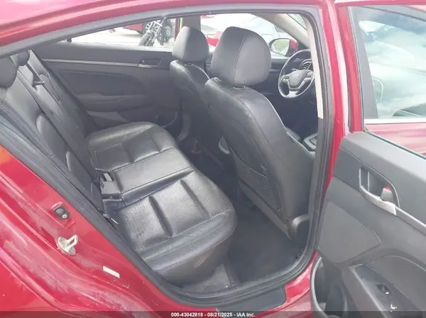 KMHD84LF5HU280743 2017 HYUNDAI ELANTRA - Image 8