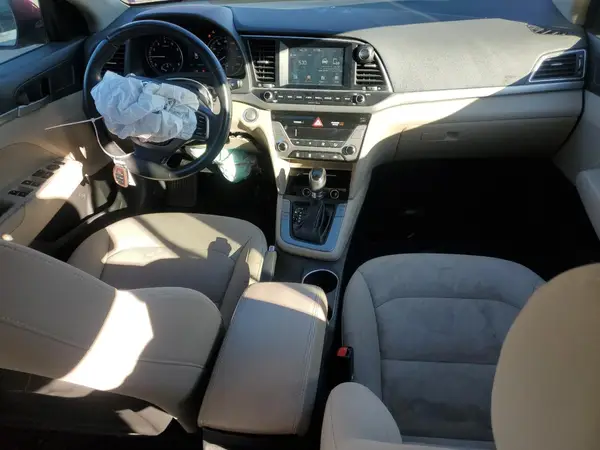 KMHD84LF5HU283304 2017 HYUNDAI ELANTRA - Image 8