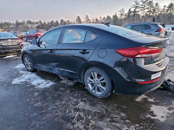 KMHD84LF5HU288714 2017 HYUNDAI ELANTRA - Image 2