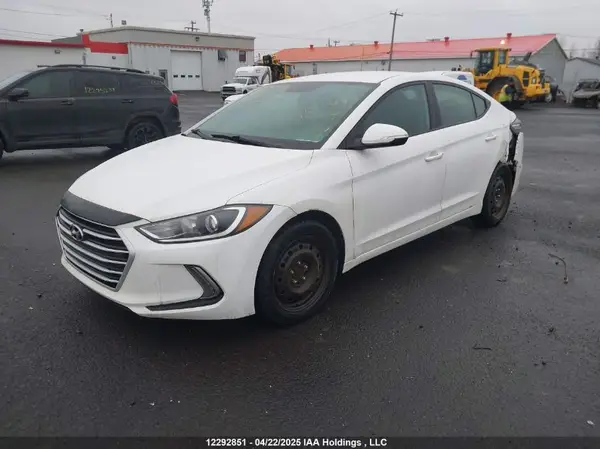 KMHD84LF5HU289846 2017 HYUNDAI ELANTRA - Image 2