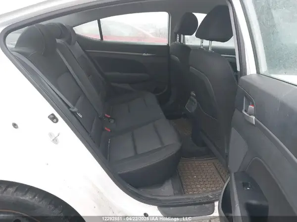 KMHD84LF5HU289846 2017 HYUNDAI ELANTRA - Image 8
