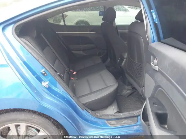 KMHD84LF5HU294223 2017 HYUNDAI ELANTRA - Image 8
