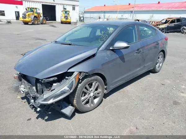 KMHD84LF5HU325583 2017 HYUNDAI ELANTRA - Image 2