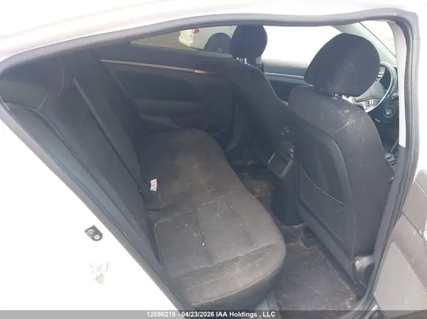 KMHD84LF5HU332811 2017 HYUNDAI ELANTRA - Image 8