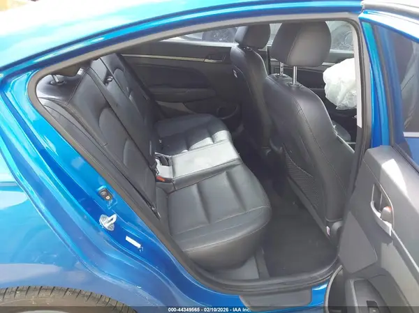KMHD84LF5HU354307 2017 HYUNDAI ELANTRA - Image 8