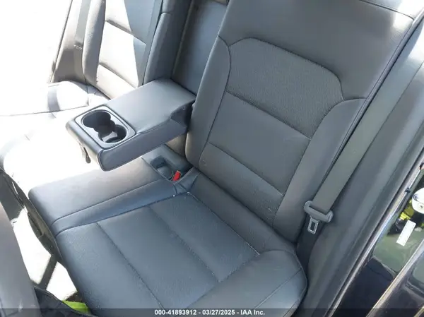 KMHD84LF5HU354985 2017 HYUNDAI ELANTRA - Image 8