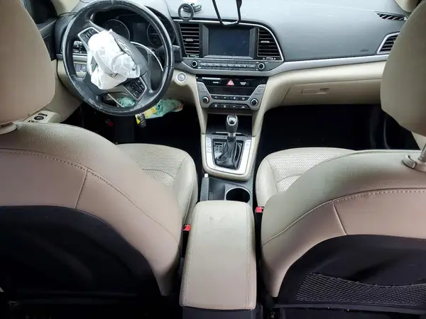 KMHD84LF5HU365694 2017 HYUNDAI ELANTRA - Image 8
