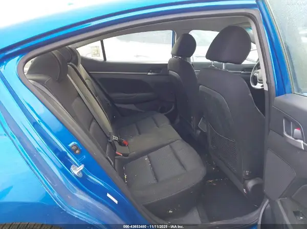KMHD84LF5HU378249 2017 HYUNDAI ELANTRA - Image 8