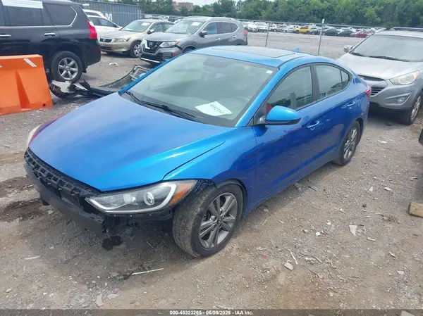 KMHD84LF5HU379756 2017 HYUNDAI ELANTRA - Image 2