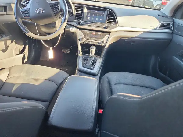 KMHD84LF5HU380096 2017 HYUNDAI ELANTRA - Image 8