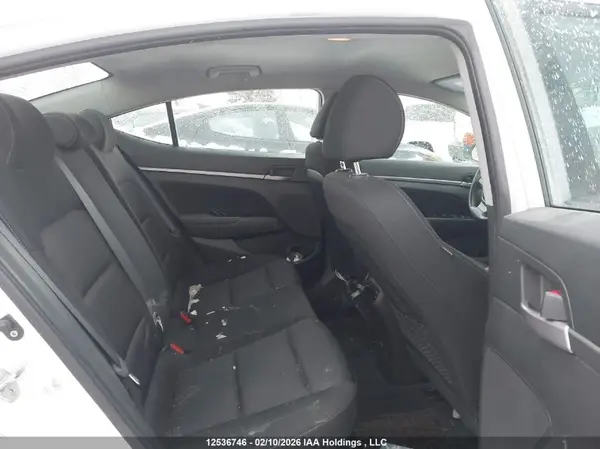 KMHD84LF5HU380955 2017 HYUNDAI ELANTRA - Image 8