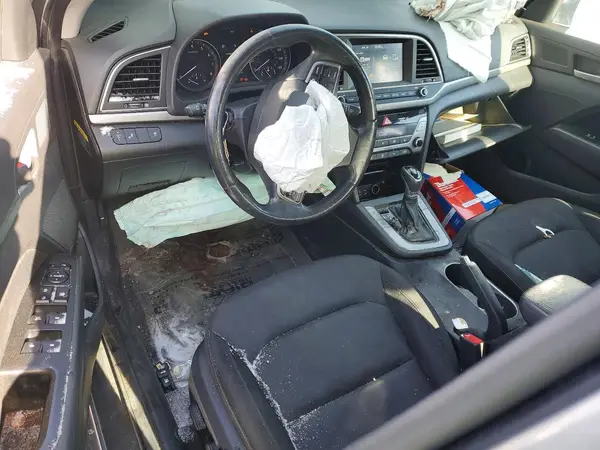 KMHD84LF5HU388084 2017 HYUNDAI ELANTRA - Image 8