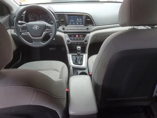 KMHD84LF5HU396203 2017 HYUNDAI ELANTRA - Image 8