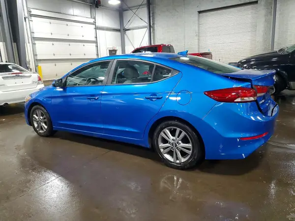 KMHD84LF5HU409063 2017 HYUNDAI ELANTRA - Image 2