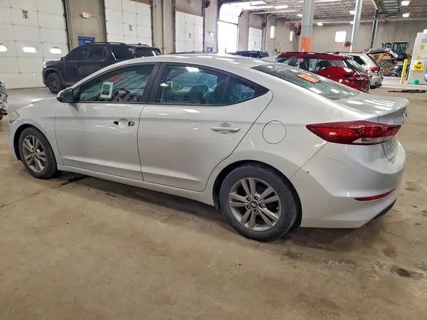 KMHD84LF5HU412772 2017 HYUNDAI ELANTRA - Image 2