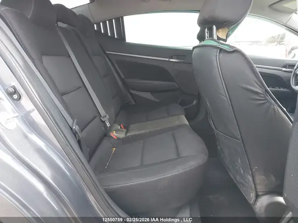 KMHD84LF5HU420760 2017 HYUNDAI ELANTRA - Image 8