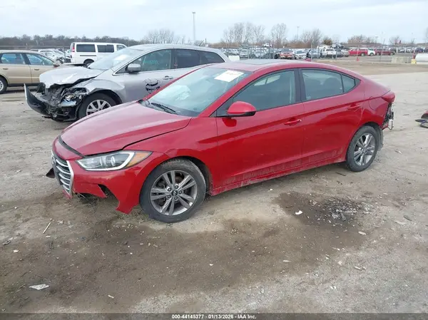 KMHD84LF5HU423383 2017 HYUNDAI ELANTRA - Image 2