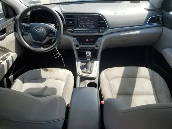 KMHD84LF5HU423819 2017 HYUNDAI ELANTRA - Image 8