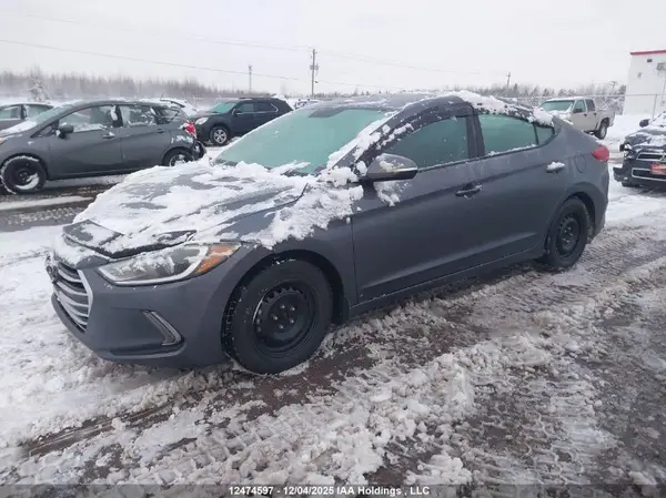 KMHD84LF5HU425344 2017 HYUNDAI ELANTRA - Image 2