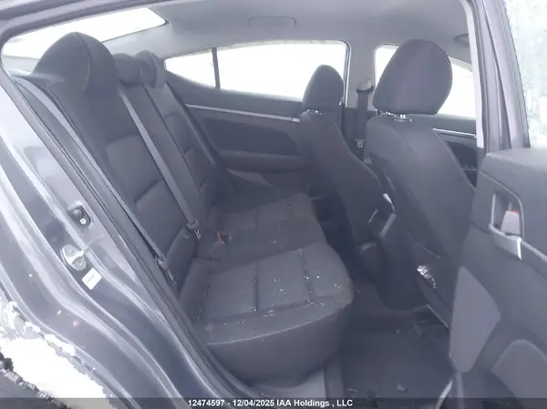 KMHD84LF5HU425344 2017 HYUNDAI ELANTRA - Image 8