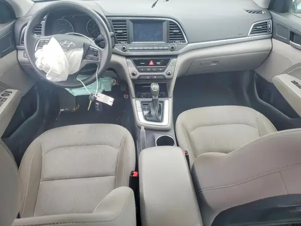 KMHD84LF5HU425747 2017 HYUNDAI ELANTRA - Image 8
