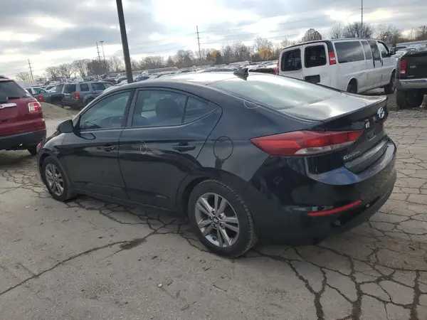 KMHD84LF5HU428227 2017 HYUNDAI ELANTRA - Image 2