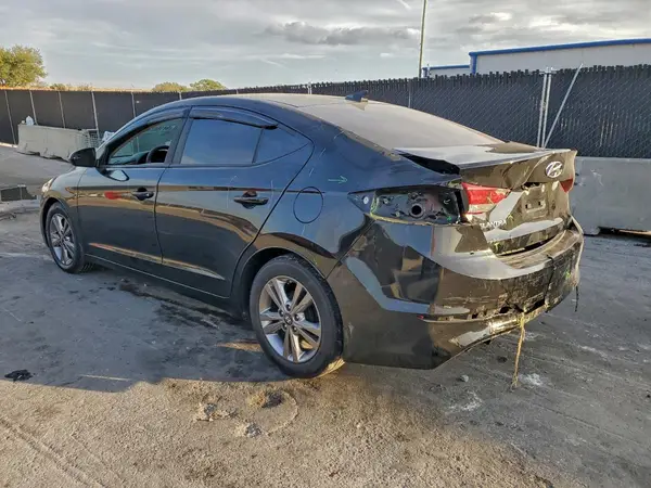 KMHD84LF5HU431788 2017 HYUNDAI ELANTRA - Image 2