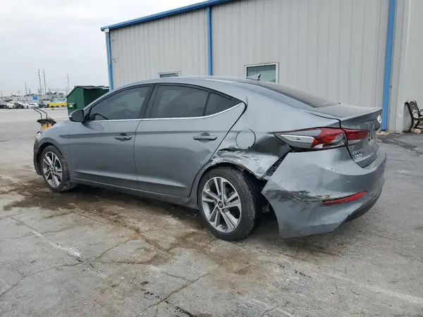 KMHD84LF5JU451643 2018 HYUNDAI ELANTRA - Image 2