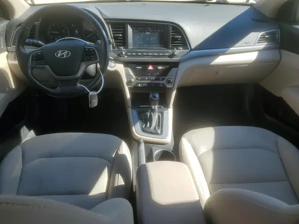 KMHD84LF5JU468703 2018 HYUNDAI ELANTRA - Image 8