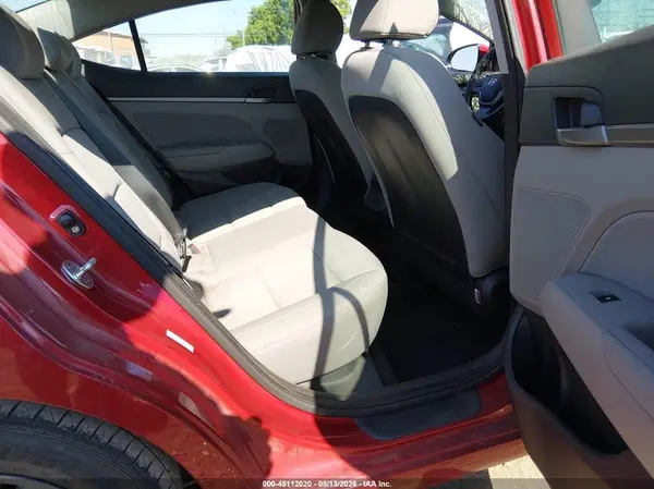 KMHD84LF5JU472721 2018 HYUNDAI ELANTRA - Image 8