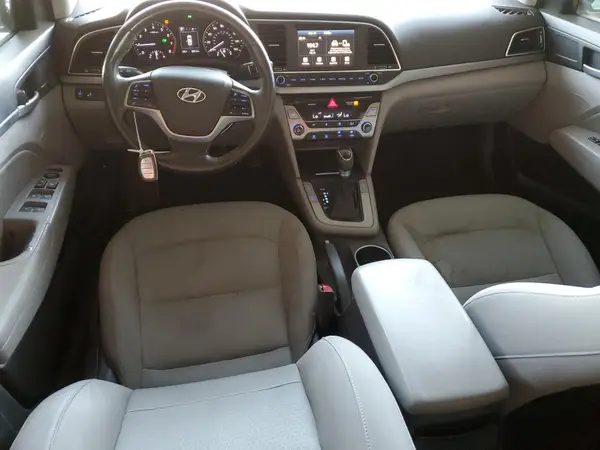 KMHD84LF5JU473674 2018 HYUNDAI ELANTRA - Image 8