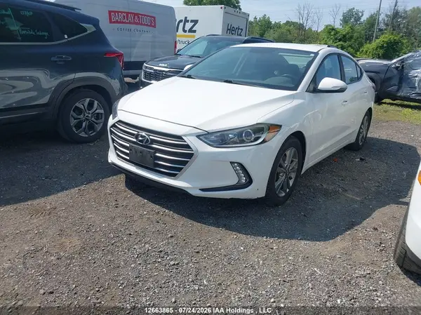 KMHD84LF5JU478115 2018 HYUNDAI ELANTRA - Image 2