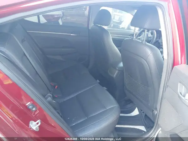 KMHD84LF5JU482598 2018 HYUNDAI ELANTRA - Image 8