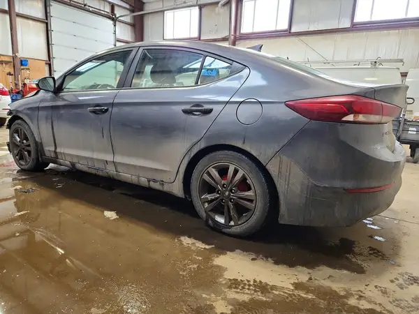 KMHD84LF5JU493651 2018 HYUNDAI ELANTRA - Image 2