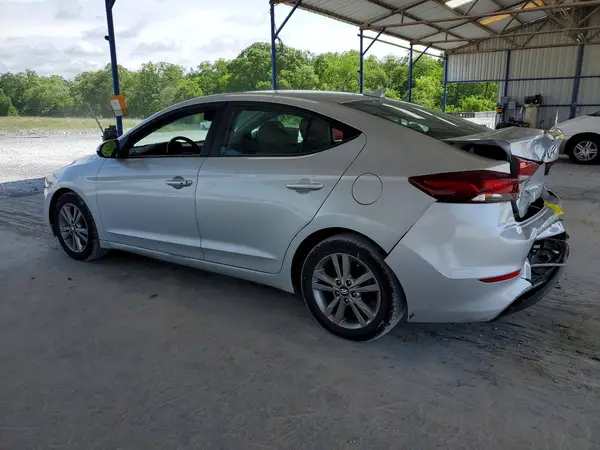 KMHD84LF5JU505281 2018 HYUNDAI ELANTRA - Image 2