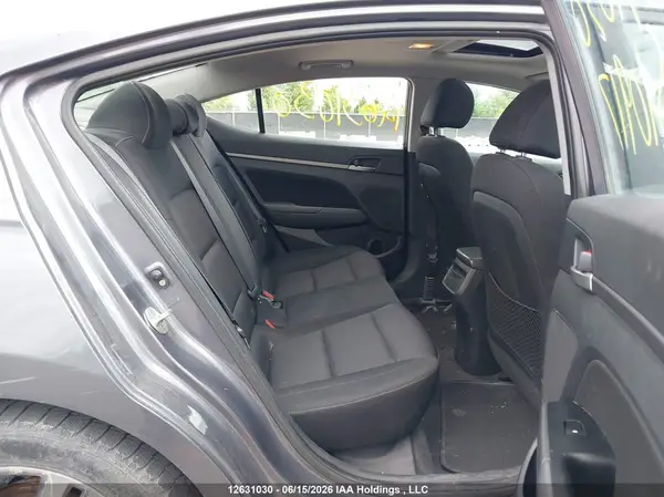 KMHD84LF5JU510917 2018 HYUNDAI ELANTRA - Image 8