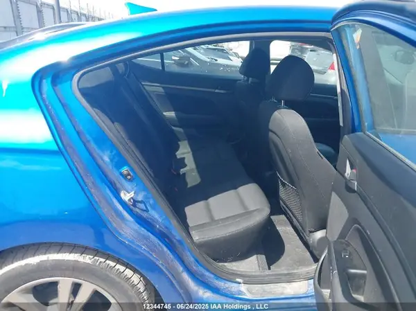 KMHD84LF5JU512683 2018 HYUNDAI ELANTRA - Image 8